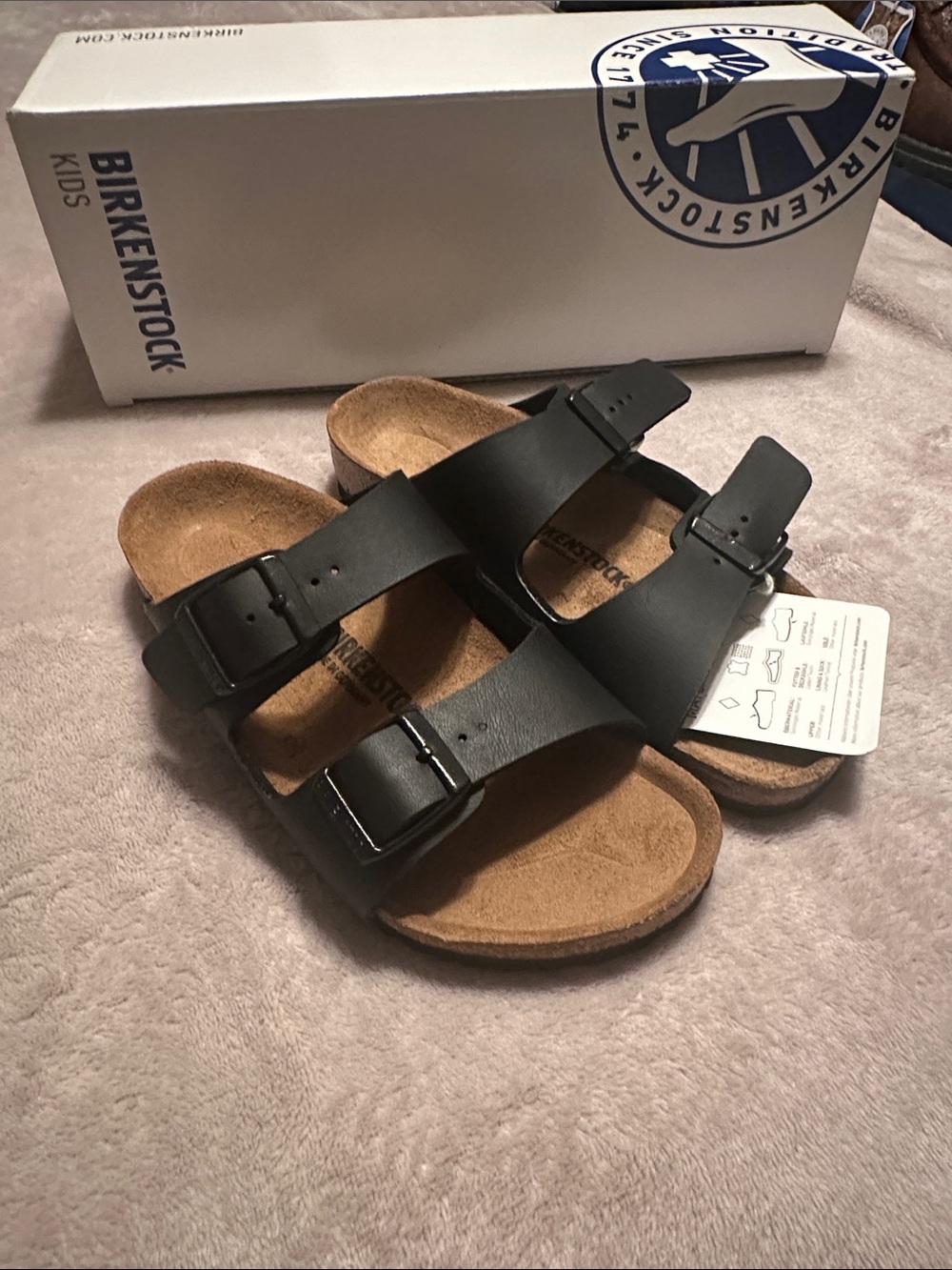 NIB Kids Birkenstock Arizona Sandals – Black (Narrow Fit) – Size EU 31 / US K 13
